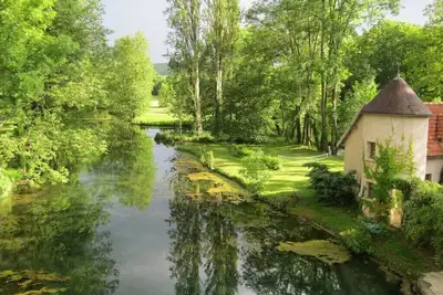 Image de Near Chablis, on the property of a 18c watermill with heated swimming pool