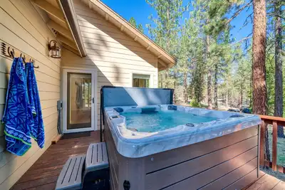 Image de Private Mountain House with Views and a Hot Tub//Golf//Mtb Trails