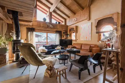 Chalet Eau Vive proche du centre. Nouveau à la location