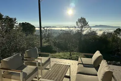 Image de Maison plein pied moderne avec vue exceptionnelle!