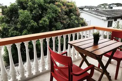 Image de Central LArge Apartment in Urdesa, Free yoga space and Parking