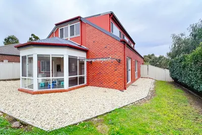Image de Close to Airport/TrainStation/Shopping/ParkSide/4b