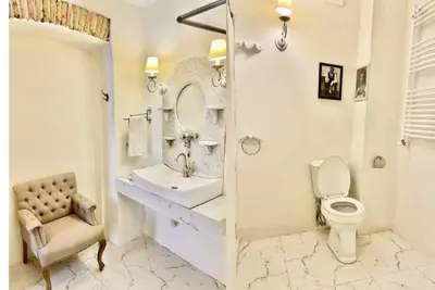 Image de Grate Studio in Historical house