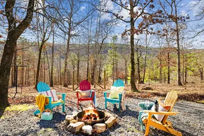 Image de Secluded Cottage on 50 Acres - -30 min from Hochatown