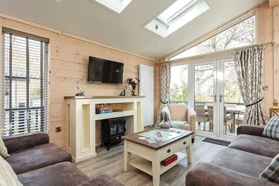 Image de 3 bedroom accommodation in Wootton Bridge, Nr Cowes