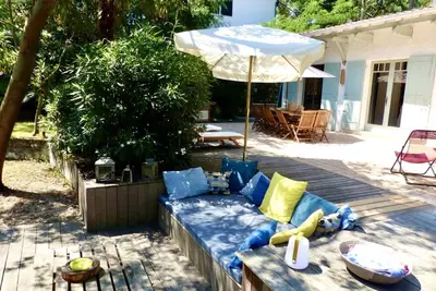 Image de Spacieuse maison avec grand jardin idyllique au Cap Ferret