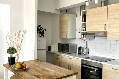 Image de Beautiful and large 2 room apartment with sea view