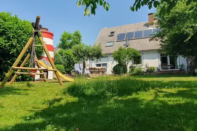 Image de Country-style vacation home on the banks of the river Medem for up to 9 people.