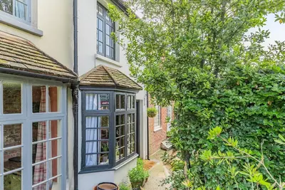 Image de Pieman’s Cottage (a cosy cottage) Pulborough West Sussex<br>