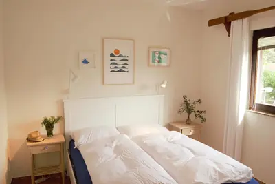 Image de 300 meters to the beach, with sea view and garden