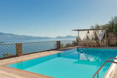 Image de 4 bedroom/ 6 bathr Villa/ private pool/ breathtaking sea views/ 6mins from beach