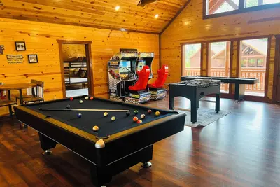 Image de Amazing Arcade! Free local attractions! Huge outdoor Pavilion Pvt Pool HotTub