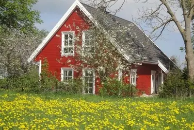 The whole large Swedish house on the Bodden