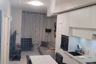Image de Lovely midtown 1bdrm+den condo (Yonge-Eglinton)