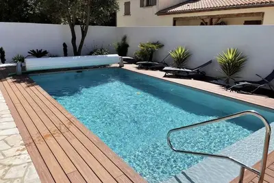 Image de Villa avec piscine privée pour 8 personnes