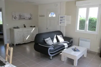 Image de \"Le P'tit Galet\" new house for 2\/4 people, on one level, 450m from the sea, Wifi