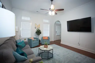 Image de Quiet 3/2 1-level home, Fast Internet, Pet Friendly