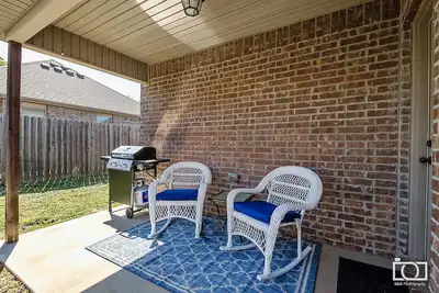 Image de Sunbridge Villa- home in the heart of fayetteville
