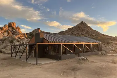 Image de Hoot Owl Ranch - Joshua Tree Boulder View Cabin