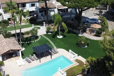 Image de Appartement dans villa, calme, vue panoramique mer
