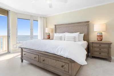 Image de Direct Oceanfront Penthouse, Newly Renovated Luxury Condo, Breathtaking Views