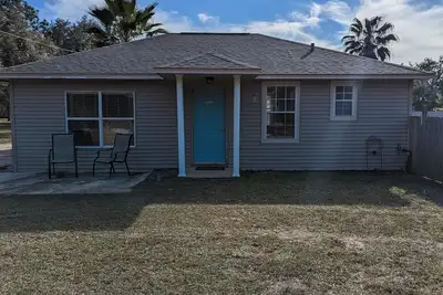 Image de Lovely Guest Cottage min from Perdido Key Beaches