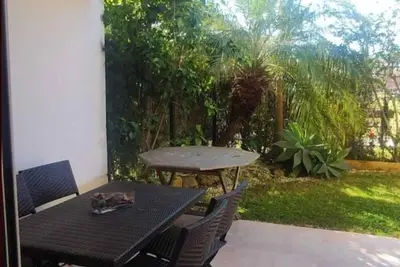Image de Ground floor apartment with large garden 5 min from the beach