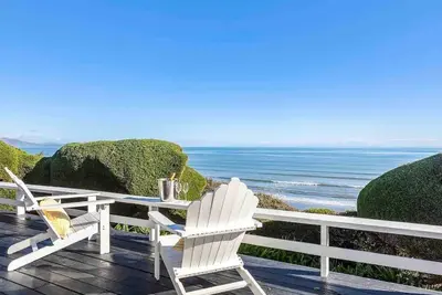 Image de Beachfront 5 bedroom Villa