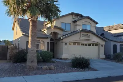Image de The perfect getaway awaits with private, heated pool & all the amenities of home