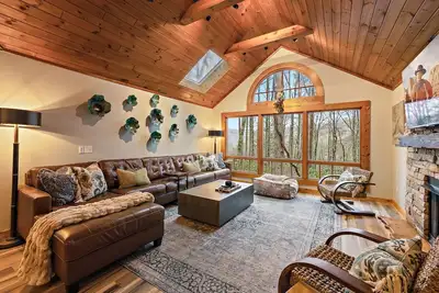 Image de Modern Cabin with Hot Tub & Views