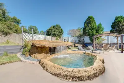 Image de Memories by the Gulf | 4br Oasis w/ Heated Saltwater Cocktail Pool & Fire Pit