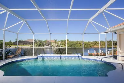 Image de Luxury 4 Bed Villa with Private Jetty, Charlotte Harbour Villa 5811
