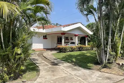 Image de Home with pool in a private gated beach community - Las Veraneras