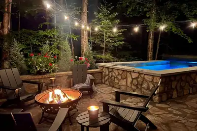 Image de New Adirondack Luxury Cabin With Year-Round Heated Plunge Pool