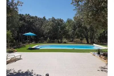 Image de Villa moderne avec piscine privée à Regusse
