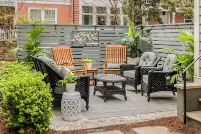 Image de Serene Courtyard + Parking - 2 Blocks to King!