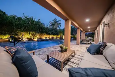 Image de Spacious N. Scottsdale 6 Bdrm Sanctuary w/Pool!