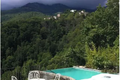 Image de Gîte dominant deux vallées, dans un parc avec spa, piscine, trampoline barbecue