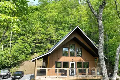 Image de Beautiful New Construction Cabin in Nantahala Gorge!