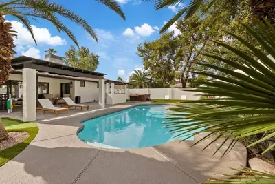 Image de Awesome Home! Newly Renovated/Heated Pool and Spa