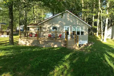 Image de Lakefront Cottage Escape Pet Friendly 2-Bedroom