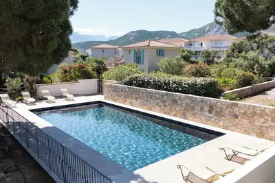 Image de Villa avec piscine pour 4 pers.