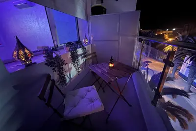 Modern Moroccan Style 1 Bedroom Apt - Ps4 -WiFi. . .