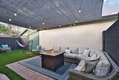 Image de 3 Bedroom in walking distance to Downtown Chandler!