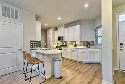 Image de Grand Island Townhome, 10 Mi to Niagara Falls