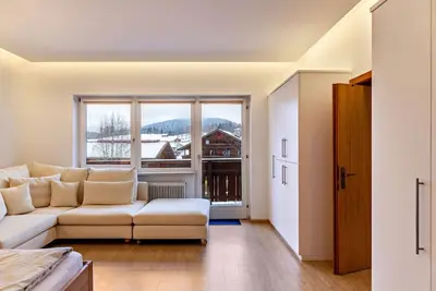 Image de Appartement de vacances \"Haus Excelsior Top 14\" avec vue sur les montagnes, sauna partagé et Wi-Fi.