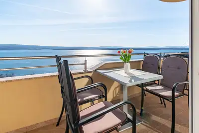 Image de Appartement de deux chambres avec le balcon et la vue sur le mer Dramalj, Crikvenica (A-19997-f)