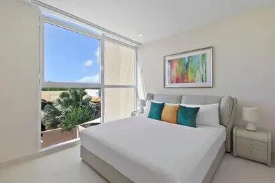 Image de Aracari 18 by Bocobay | Luxury Palm Beach Condo