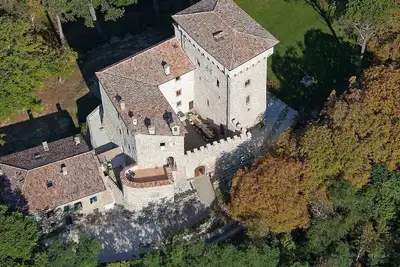 Image de Castello dei Principi: A charming six-story castle surrounded by the greenery, with Free Wi-Fi.