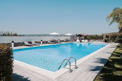 Villa Fanny: A bright one-story villa surrounded by the greenery, with Free Wi-Fi.